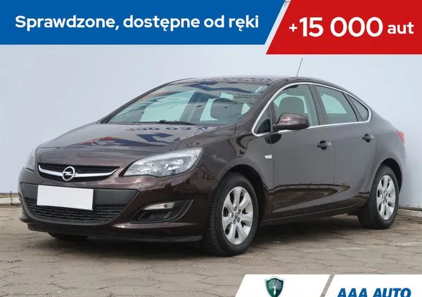 sieraków Opel Astra cena 44000 przebieg: 103693, rok produkcji 2015 z Sieraków